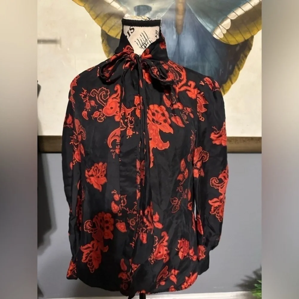 Tory Burch blouse EUC